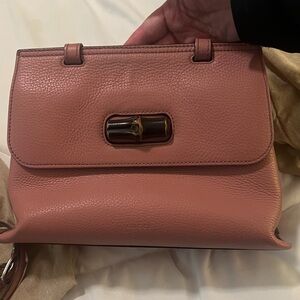Gucci Dusty Rose Leather Shoulder Bag